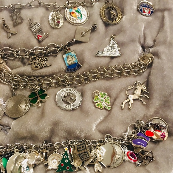 Sterling Silver 925 Charm Bracelet Lot with additional Charms. “NOT SCRAP”! - Picture 4 of 16